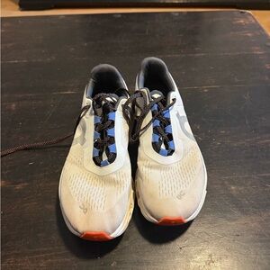 Men's ON White and Blue Athletic Shoes